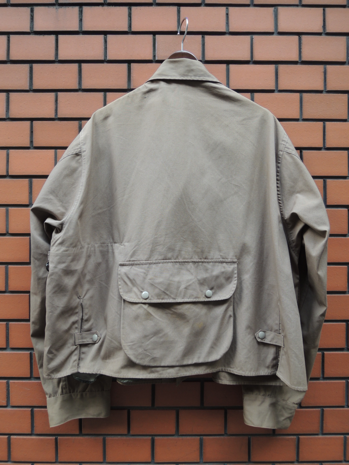 40's fishing jacket: container