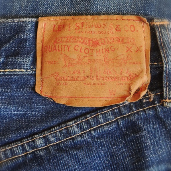 16刻印！ Levi's 501 big-E: container