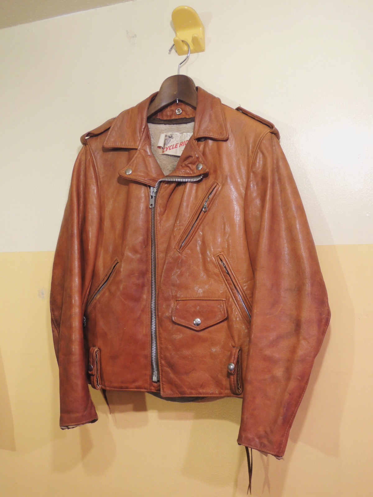 70's CYCLE RIDER by SCHOTT Riders jacket: container
