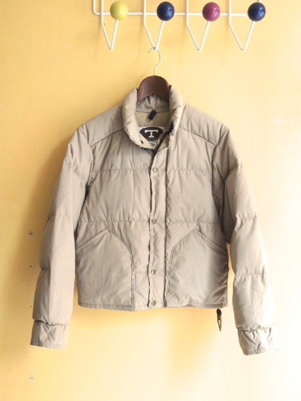 1970's TRAILWISE BERKELEY Down Jacket: container