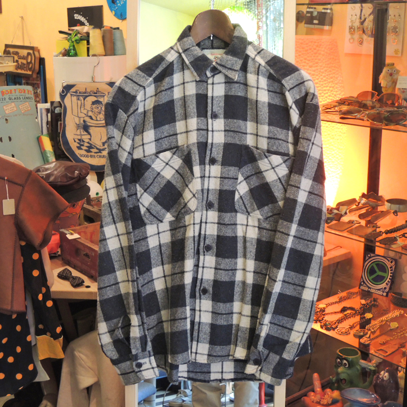 littlecollar_bk01.jpg