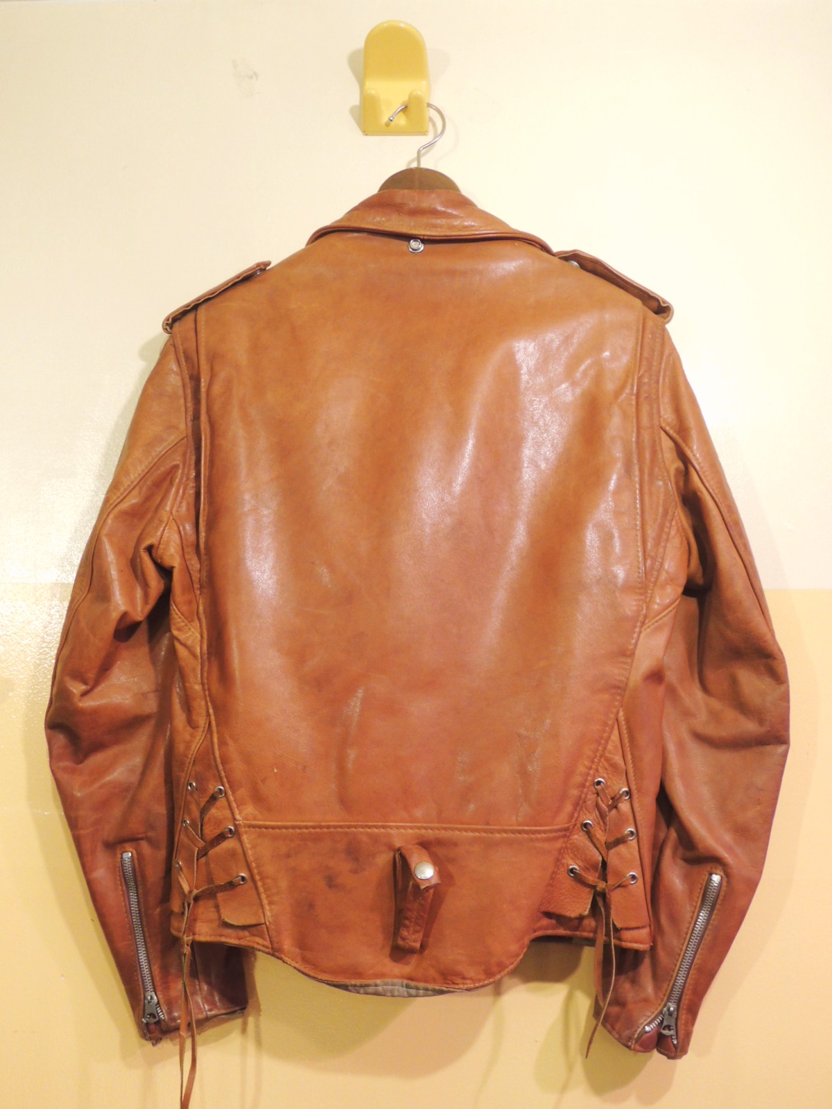 ~ 70's CYCLE RIDER by SCHOTT Riders jacket: container